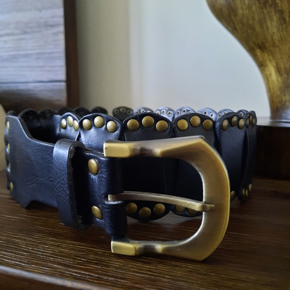 Axara Paris Nail Belt - Picture 2 of 8